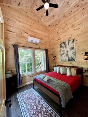 2 bedrooms, bed sheets