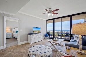 Smart-TV, DVD-Player, Stereoanlage