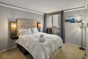 1 bedroom, WiFi - Krystal Villa East 303- Nice, Central to Town (Mammoth Lakes)