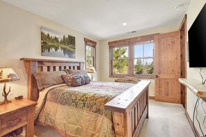 3 bedrooms, desk, WiFi - Lodges 1122- Beautiful Townhouse, Mountain Views (Mammoth Lakes)