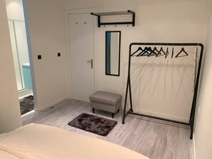 1 bedroom, desk, iron/ironing board, free WiFi - Royal South - Stylish Apartment with PARK VIEW in Antwerp (Antwerpen)