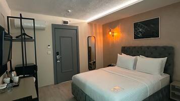 Standaard kamer | Lakens van Egyptisch katoen, luxe beddengoed, een kluis op de kamer