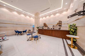 Coffee shop - Al Marzam Hotel (Madinah)