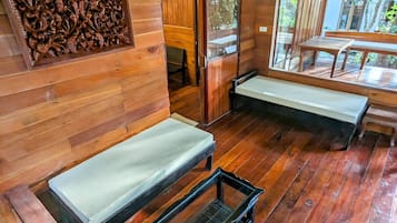 家庭單棟小屋 | 陽台