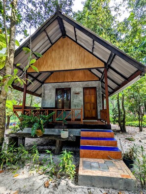 Exterior - Ziggy Stardust (Ranong)