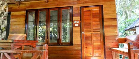 Standard Bungalow | Balcony