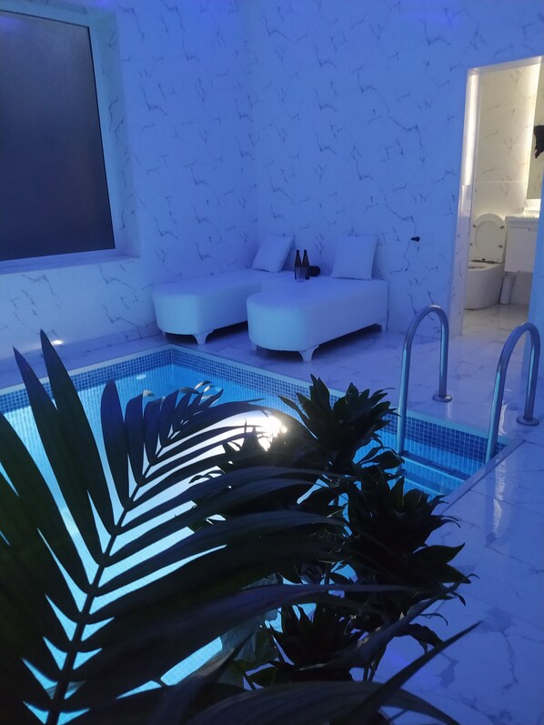 Spa - Nice villa 10 minutes drive from the airport. Close to  beach and city center.  (Baku)
