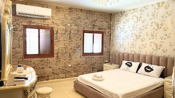 3 bedrooms, WiFi, bed sheets