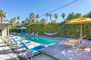 Beheizter Pool