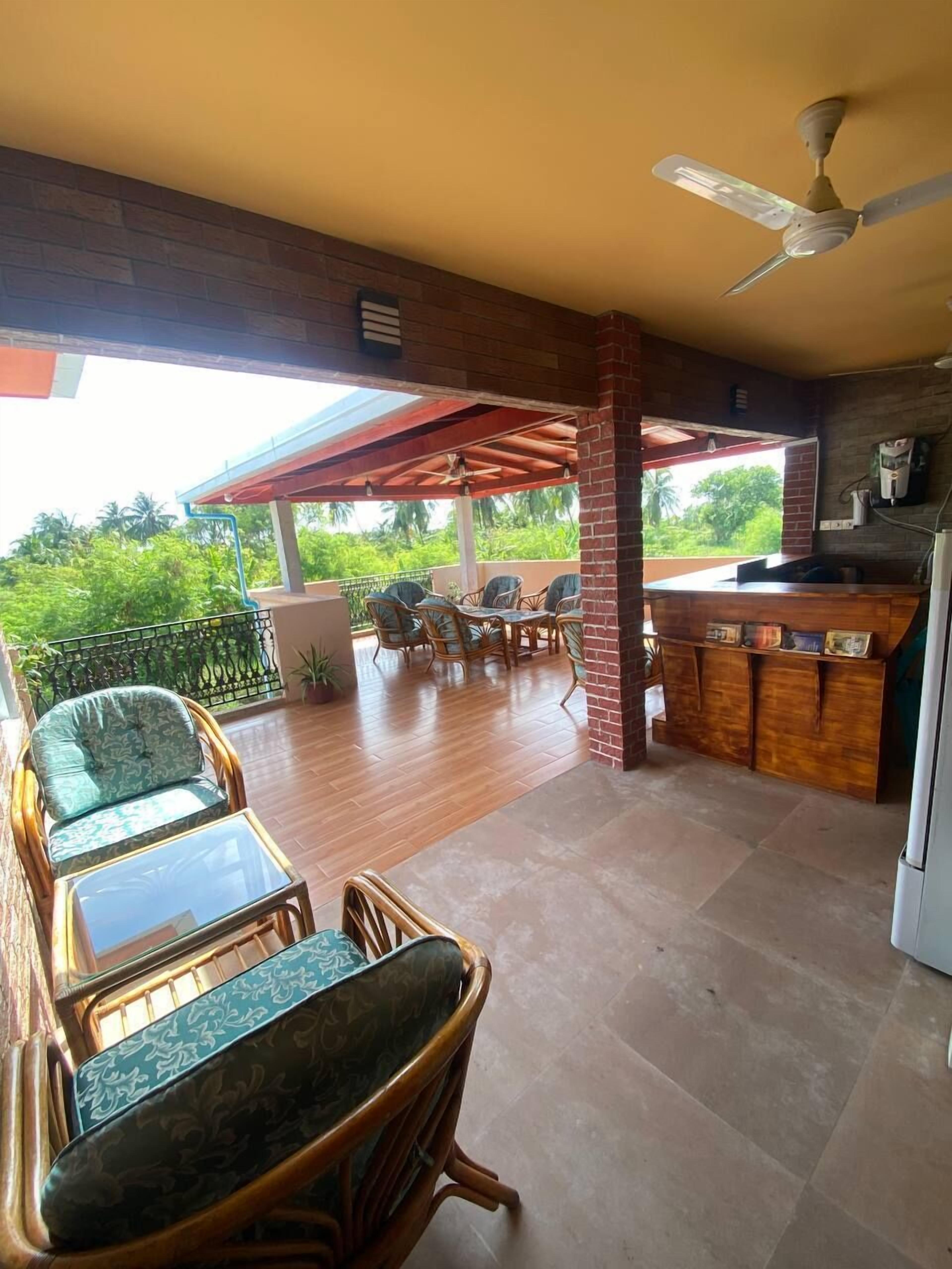 ロビー応接スペース