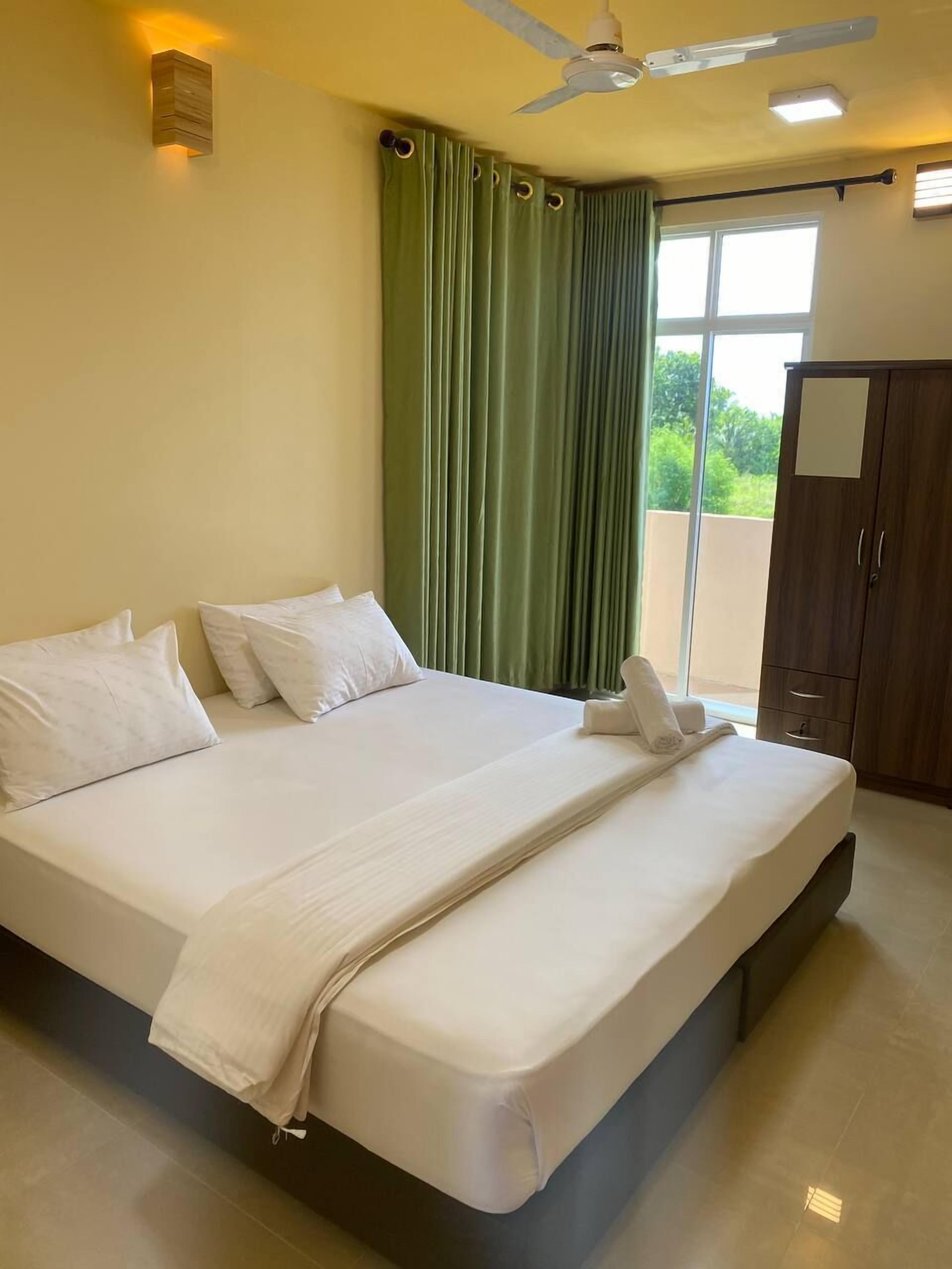 Basic szoba kétszemélyes ággyal | Vasaló/vasalódeszka és ingyenes wifi