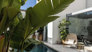 Seasonal outdoor pool