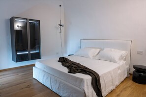 Luxury Suite, Jetted Tub | 1 bedroom, premium bedding, down duvets, memory-foam beds