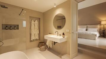 Superior Double Room | Premium bedding, down comforters, memory foam beds, minibar