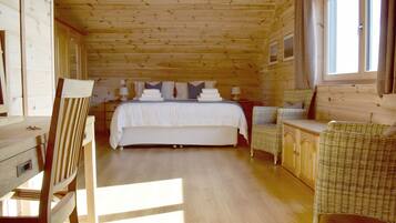 Cottage | 3 bedrooms, free WiFi