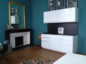 1 bedroom, bed sheets - Appartement Devant le Musée (Mons)