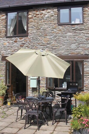 Cottage | Property grounds - Charming 2-bed Cottage in Modbury (Ivybridge)