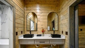 Shower, hair dryer, towels - Cozy 2BD Cabin | Fire Pit | Arcade Table | Hot Tub (Broken Bow)