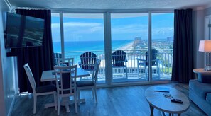 TV - STUNNING OCEANFRONT 2BR/2BA WITH ALL OF THE LUXURY ACCOMMODATIONS. (Daytona Beach)