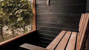 Interior - Apartment HOLZWURM with outdoor whirlpool & panorama sauna (Fischbach)