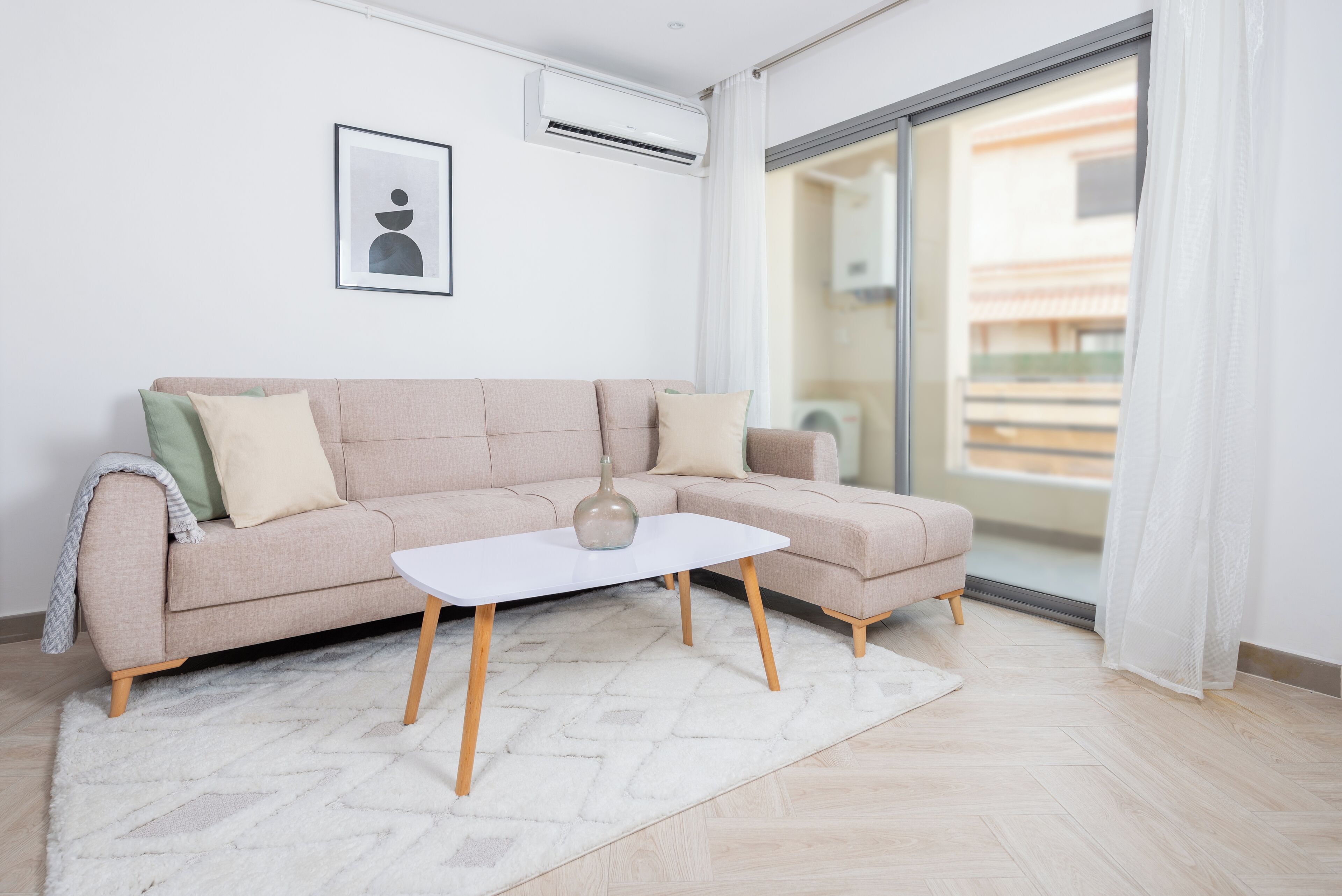 Televisión de 37 pulgadas con canales por cable y Netflix 