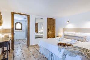 3 dormitorios, tabla de planchar con plancha, wifi gratis y ropa de cama