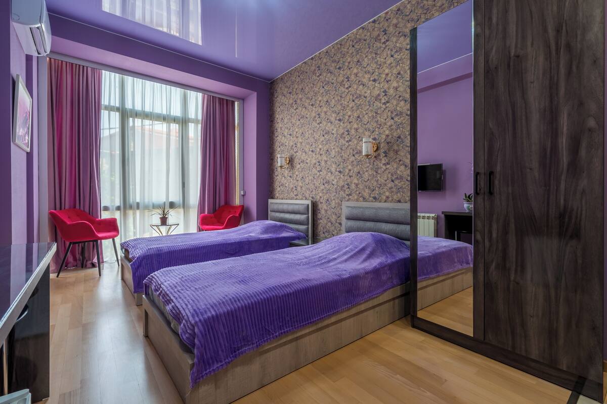 Room, 2 Single Beds, Non Smoking, City View
