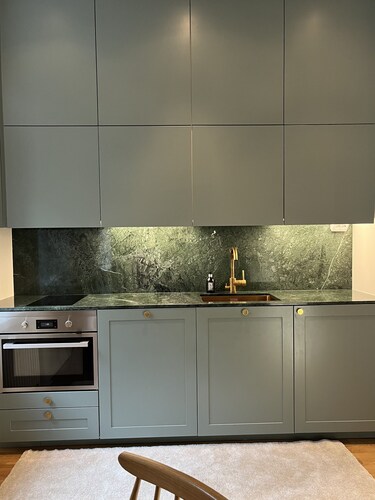 High-end, quiet, downtown home