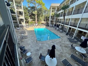 Pool - Beach Daze-Gorgeous new shower! Bikes Included (Hilton Head Island)