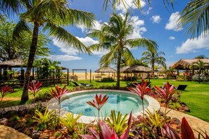 2 outdoor pools, free pool cabanas, pool umbrellas - Mi Secreto pousada & spa (São Miguel do Gostoso)