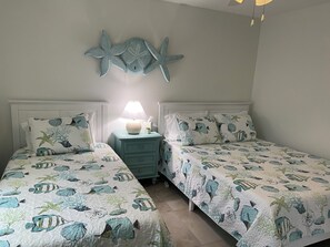 3 chambres, fer et planche à repasser, Wi-Fi, draps fournis