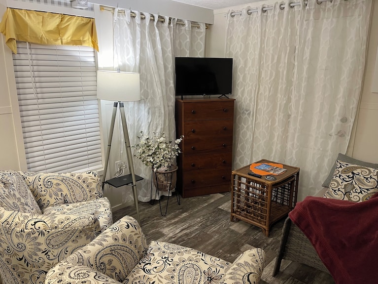 Adults 55+, House, 30 Days-6 Months. Traveling Professional/snow Birds Furnished - Venice, FL