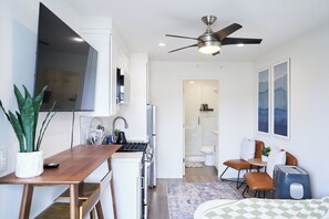 1 Schlafzimmer, Bügeleisen/Bügelbrett, WLAN, Bettwäsche