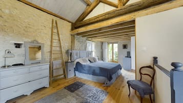 3 soverom, strykejern/-brett og wi-fi (inkludert)