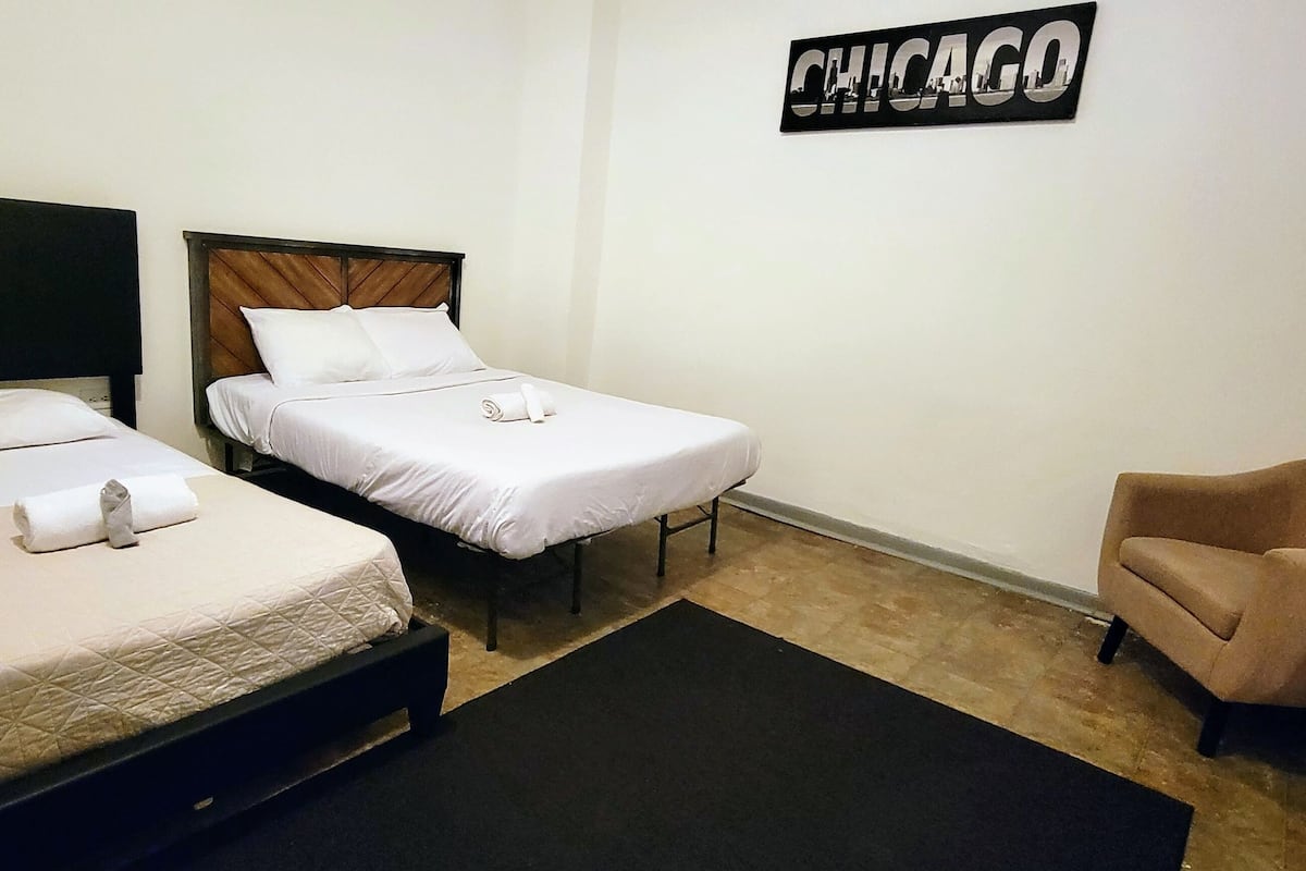 Superior Triple Room | 1 bedroom, individually furnished, desk, laptop workspace