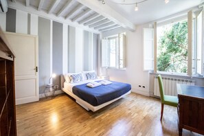 1 chambre, fer et planche Ă repasser, Wi-Fi gratuit, draps fournis