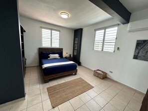 1 Schlafzimmer, Bügeleisen/Bügelbrett, kostenloses WLAN, Bettwäsche