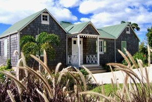 Exterior - Charming Nevis Cottage with pool and ocean view on grounds of Hermitage Inn (Gingerland)