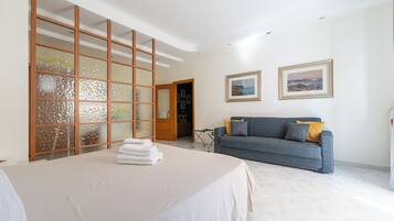 2 Schlafzimmer, Bügeleisen/Bügelbrett, Reisekinderbett, kostenloses WLAN