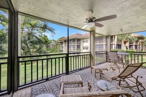 Property grounds - Stunning Condo, Private Beach Access, 2 Bed 2 Full Bath - Bonita Bay & Kayaking (Bonita Springs)