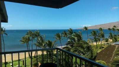 Top Floor Beachfront Condo with Ocean view