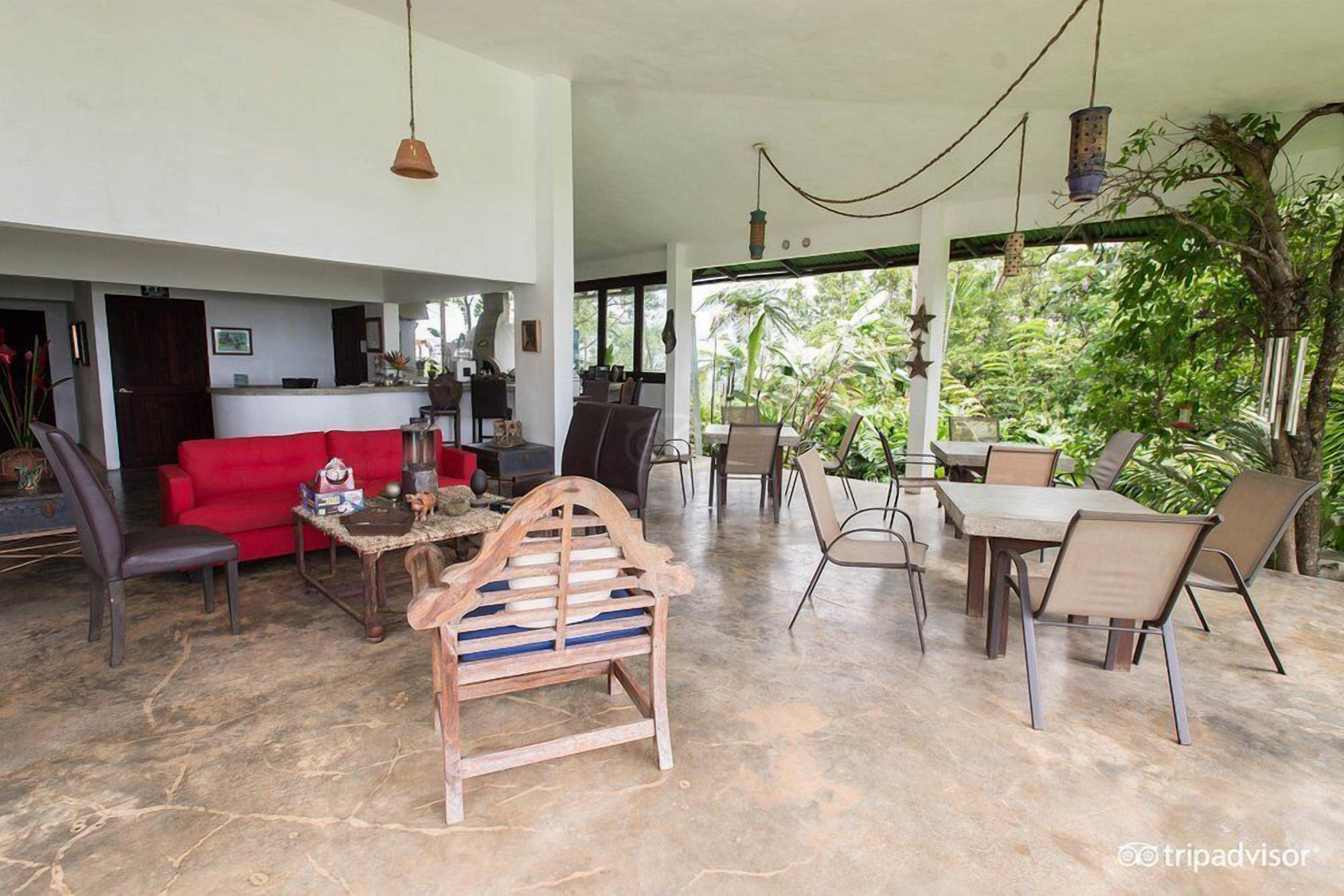 Serenity Rainforest Retreat