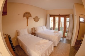 Standard Triple Room | Free WiFi - Pousada Veleiro Kite Preá (Cruz)