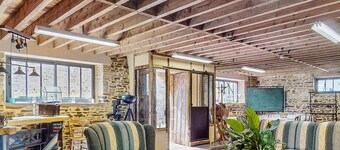 Stunning home in Neuilly le Vendin