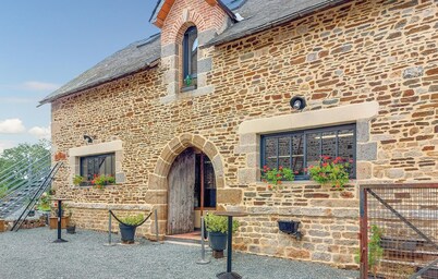 Stunning home in Neuilly le Vendin