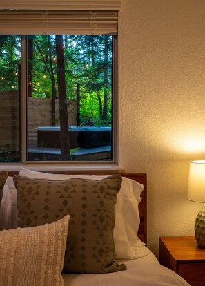 2 bedrooms, free WiFi, bed sheets, wheelchair access - Modern Mt. Baker Cabin With NEW Private Hot Tub (Maple Falls)