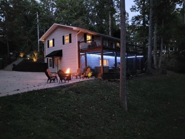 Exterior - 3 LITTLE BEARS DEN AT BEAR PAW
GREAT FAMILY VACATION HOME. EVERYTHING YOU NEED (Murphy)