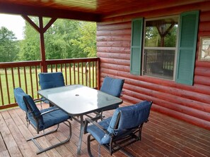 Outdoor dining -  Ponderosa ,2 mile drive to Old Mans Cave parking lot, Very secluded  (Logan)
