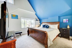 3 bedrooms, iron/ironing board, free WiFi, bed sheets