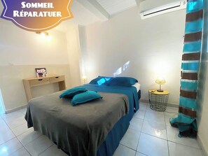 1 bedroom, iron/ironing board, WiFi, bed sheets - Vue mer Imprenable ! F2 2/4 Pers, Jacuzzi Privatif et Piscine Privée (Les Trois-Îlets)